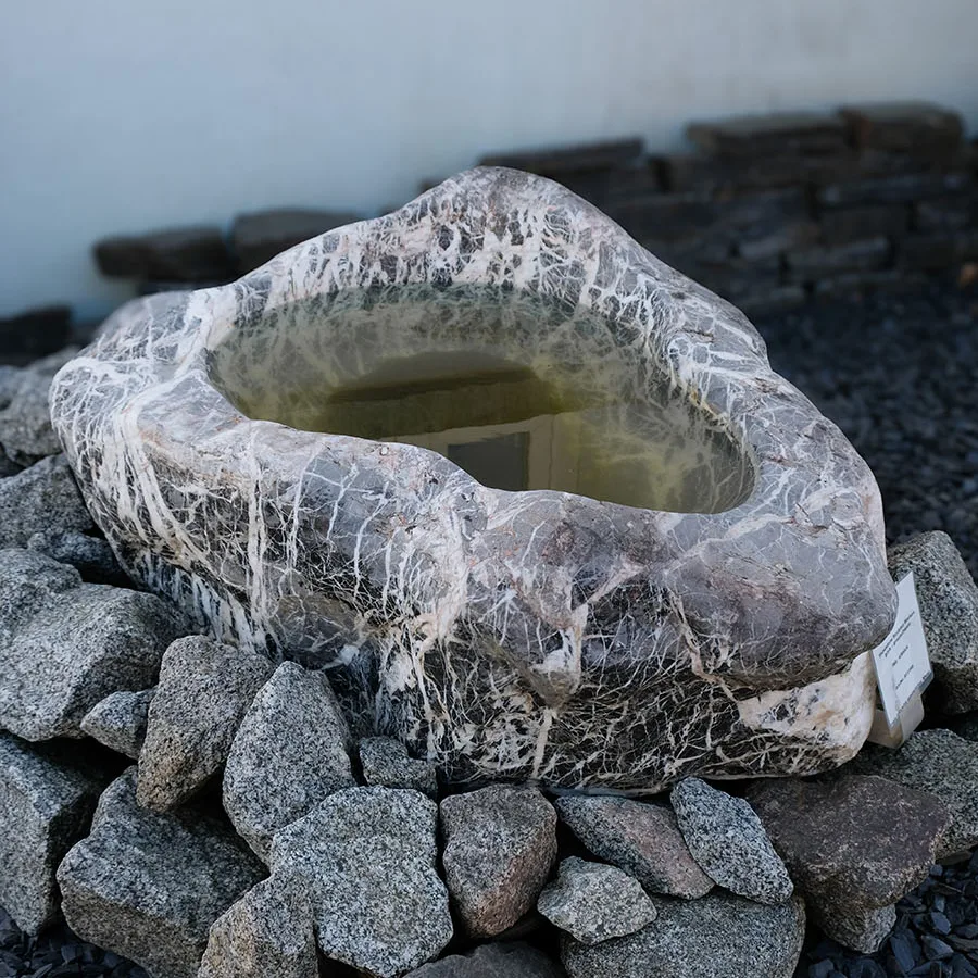 Showstone Sculptur Becken100:2479