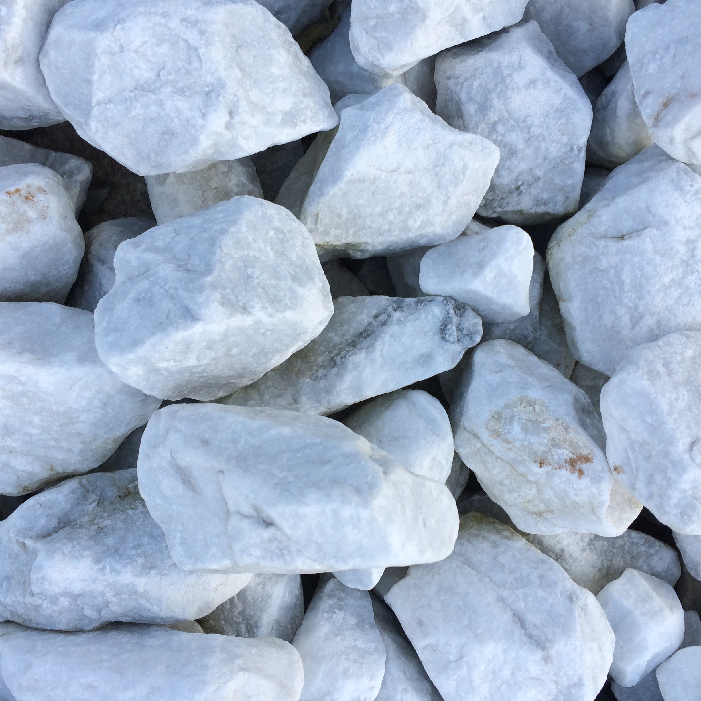 Carrara weiß Splitt 30/50Big Bag individuelle Menge eingeben