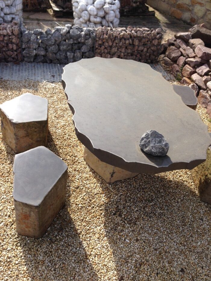 gartenset basalt poliert.jpg Gartenset Basalt poliert